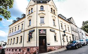 Uma-Dres Pension